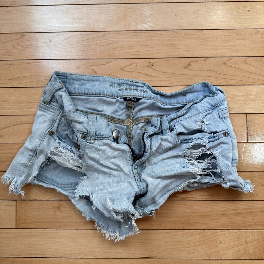 American Eagle distressed denim shorts